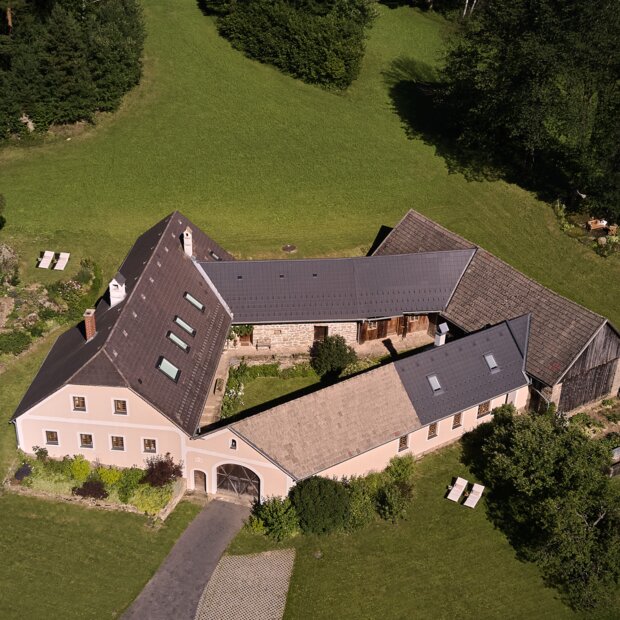 Aigen 13 Dreiseithof im Waldviertel