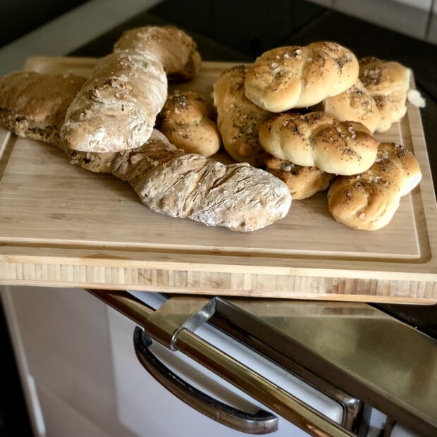 selbstgemachtes Wurzelbrot