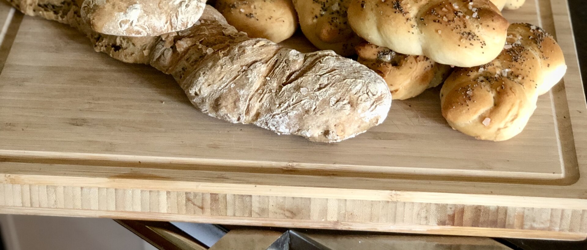 selbstgemachtes Wurzelbrot
